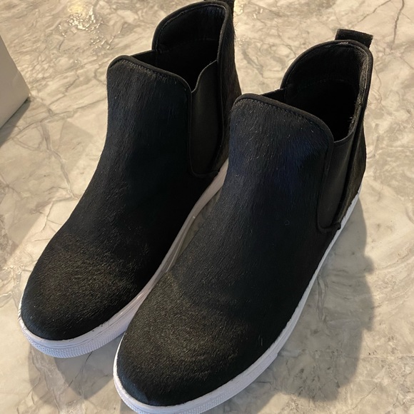 Black calf hair slip on high tops size 8/8.5 - Picture 1 of 4